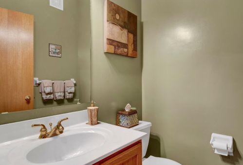 731 Heron Ave, Saint Paul MN  55128-5384 exterior