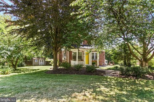 406 Corbin Rd, York, PA 17403-4728