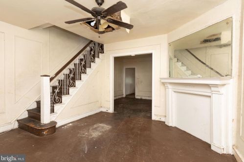 4706 4th St, Philadelphia, PA 19120-4106