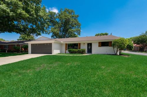 7000 Treehaven Rd, Fort Worth TX  76116-9034 exterior