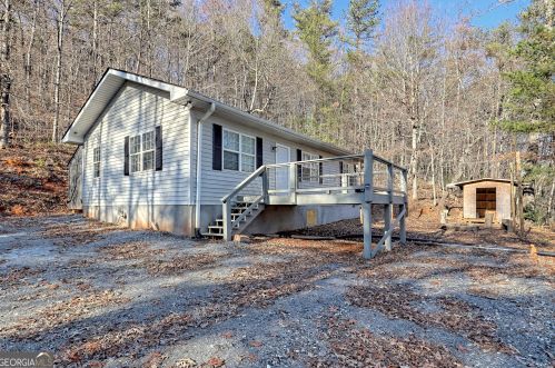 2537 Seed Tick Rd, Clayton, GA 30525-5818