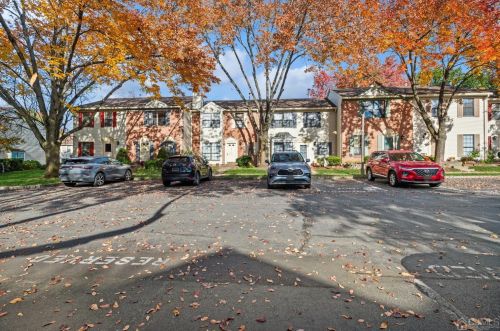 9 Wosniak Ct, Trenton NJ  08648-2630 exterior