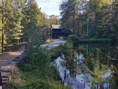 1659 Smith Mountain Rd, Ozone, TN 37854-5222