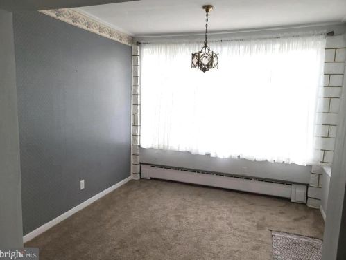 2925 Broad St, Philadelphia, PA 19148-4949