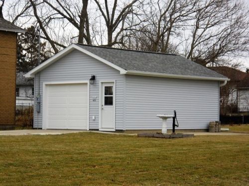 403 Oregon St, Stratford, IL 61064-1905