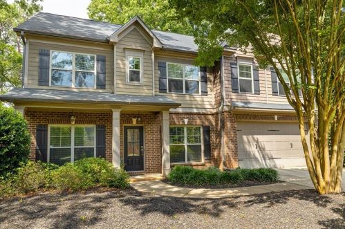 851 Milam Cir, Clarkston, GA 30021-1042