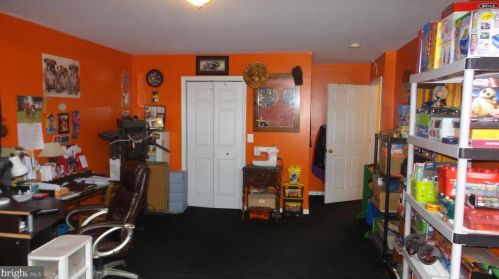 262 Bakers Basin Rd, Trenton NJ  08648-3312 exterior