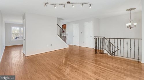7769 Asterella Ct, Springfield VA  22152-3133 exterior