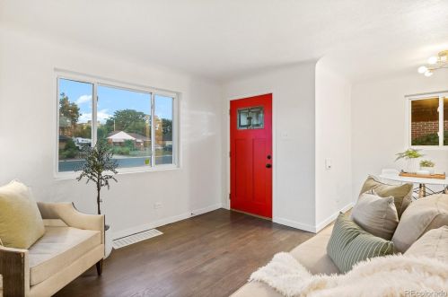 3295 Oneida St, Denver CO  80207-2225 exterior