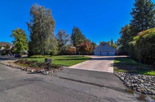 5980 Long Acres Ct, Fair Oaks, CA 95628-2629