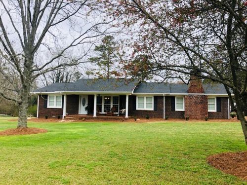 317 Garrett Cir, Carrollton, GA 30117-8412