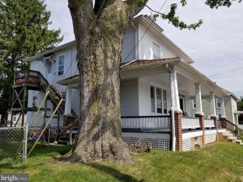 727 3rd St, Hanover, PA 17331-4820