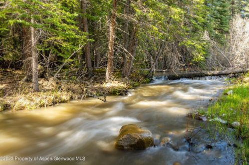 1645 Capitol Creek Rd, Snowmass CO 81654-9337 exterior