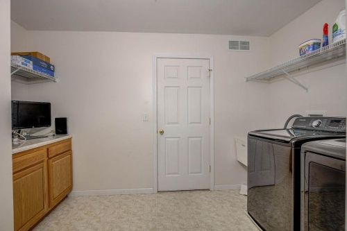 39 Autumn Dr, Miami OH 45056-8757 exterior