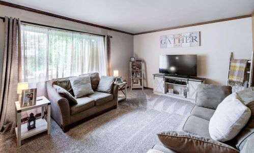3616 Brockton Dr, Cincinnati, OH 45251-2412