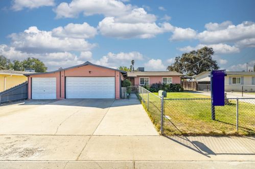1324 Aurora St, Modesto, CA 95351-4202