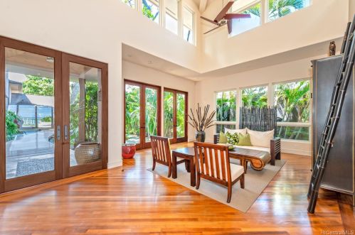 4577 Kahala Ave, Honolulu HI  96816-4926 exterior