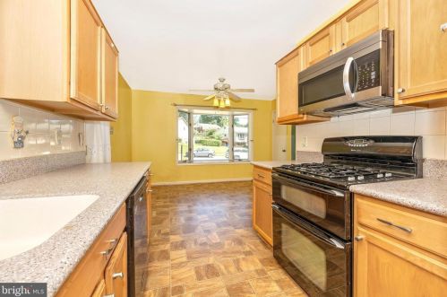 13216 Dauphine St, Silver Spring MD 20906-5211 exterior