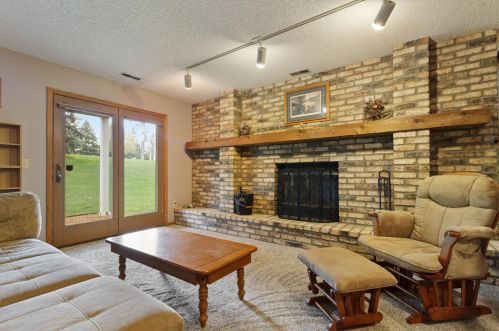 3367 Juliet Dr, Saint Paul MN  55125-3857 exterior