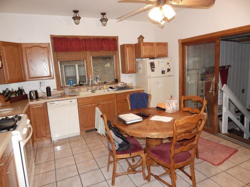 467 Elm St, Sycamore IL  60178-1934 exterior