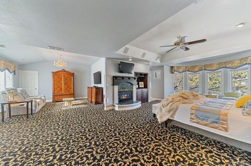 51 Cherry Hl Farm Dr, Englewood CO 80113-7169 exterior