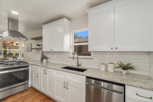 1215 Newport St, Denver CO  80220-2910 exterior