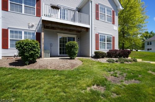 187 Mary Ct, Bridgewater, NJ 08807-5652