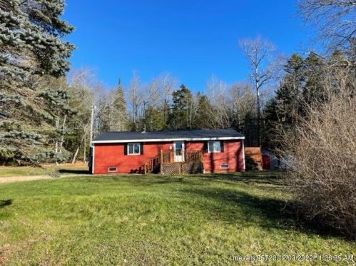 167 Sweeney Rd, Robbinston, ME 04671-3139
