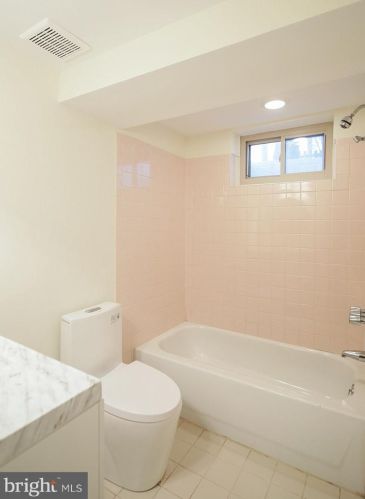 426 Pershing Dr, Silver Spring MD 20910-4489 exterior