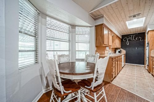 1806 Cedar Dr, Richmond TX 77469-4802 exterior