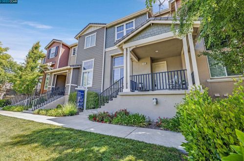 6135 Yardley Ln, San Ramon, CA 94582-3049