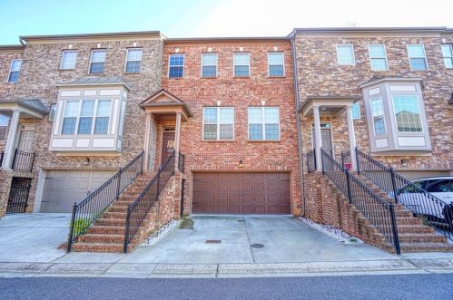 2710 Birch Grove Ln, Marietta, GA 30067-3925