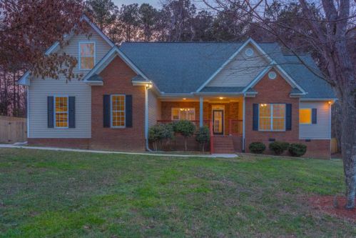 68 Jays Way, Ringgold, GA 30736-8965