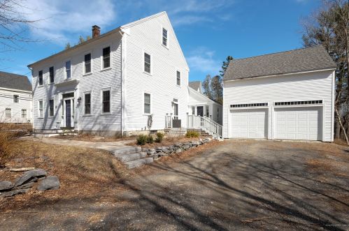 26 Knox St, Thomaston, ME 04861-3712