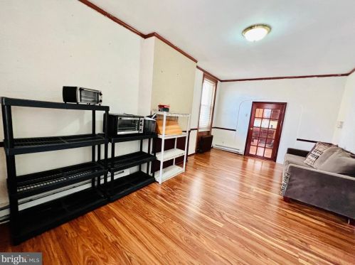 3563 11 St, Philadelphia PA 19140-4303 exterior