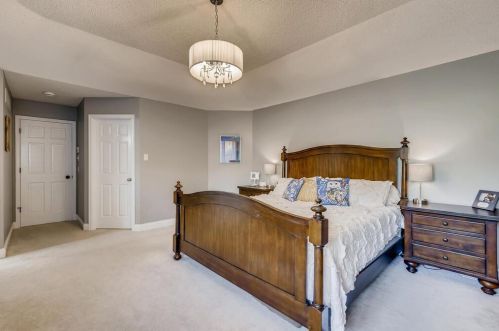 3826 Bridgewater Dr, Saint Paul MN  55123-2528 exterior