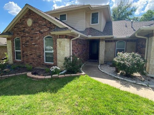 3346 Bridlewood Dr, Grapevine TX  76051-6526 exterior