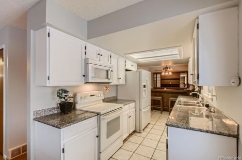 2598 Eagle Cir, Aurora CO 80014-2428 exterior