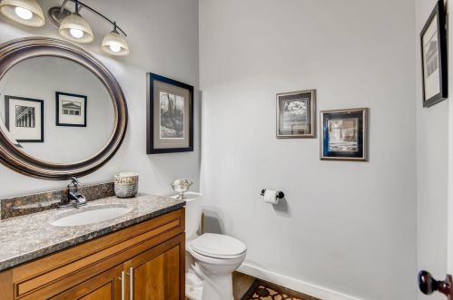 1580 Blackhawk Lake Dr, Saint Paul MN  55122-1245 exterior