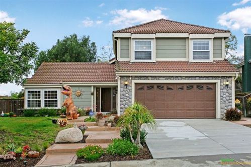 7223 Manzanita St, Carlsbad, CA 92011-5128