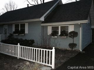 23 Providence Ln, Springfield IL  62711-8022 exterior
