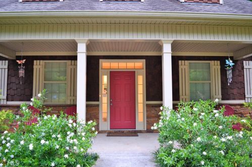 85 Enclave Ln, Newnan, GA 30263-3588