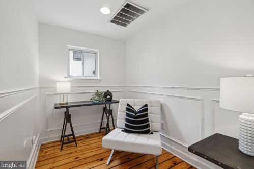 510 11 St, Philadelphia PA 19123-3723 exterior