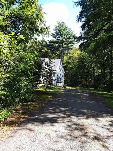 64 Hammet Rd, Coventry, RI 02816-5005