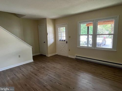 117 Church St, Charles Town WV  25414-1015 exterior