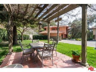 13127 Sherry Ln, Los Angeles, CA 90049-1035