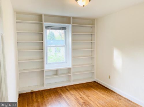 2207 Seminary Rd, Silver Spring MD  20910-1370 exterior