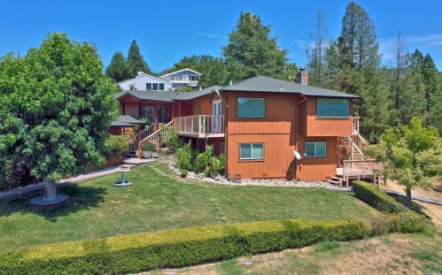 10530 Pelham Dr, Windsor, CA 95492-7518