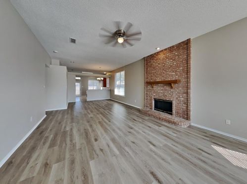 8805 Pedernales Trl, Fort Worth, TX 76118-7517