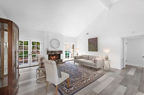 36 Sunlight, Irvine CA  92603-3724 exterior